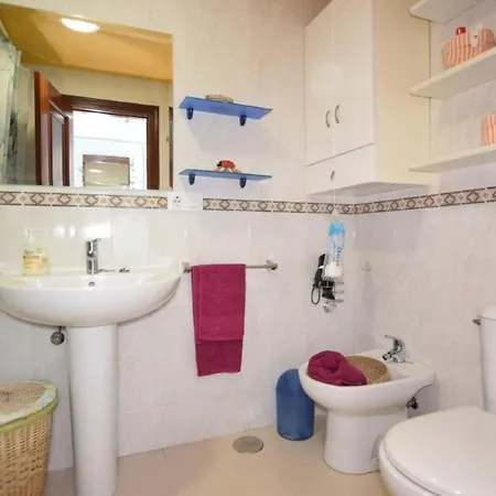 Playa De Quenxe Apartment Corcubion