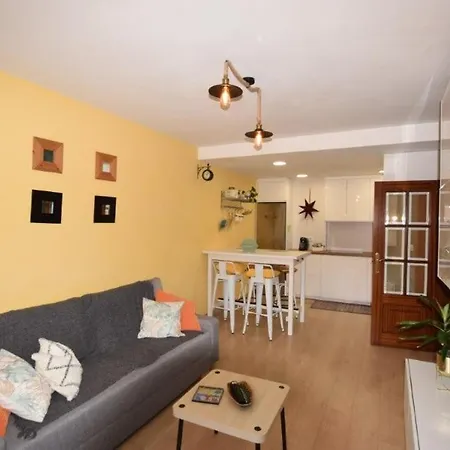 Playa De Quenxe Apartment Corcubion